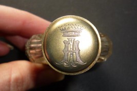 Smelling salts bottle and magnifying glass, early 19th century