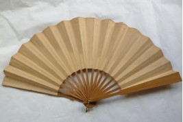 Rigaud perfum and Théatre des Capucines fan