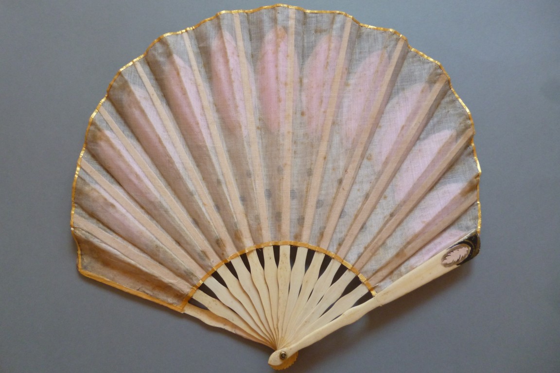 Art déco balloon, fan crca 1900-1920