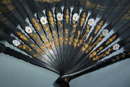 Golden poppies, fan by Tutin circa 1905