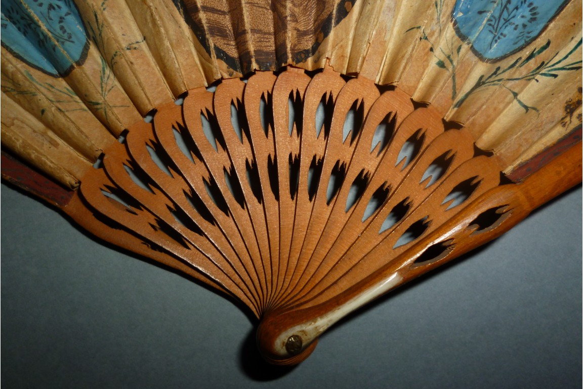 Wealth to France, miniature fan