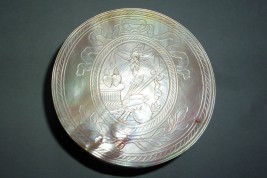 Mother of pearl box, 19th century