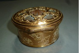 Agate, snuff box, 18th century ??
