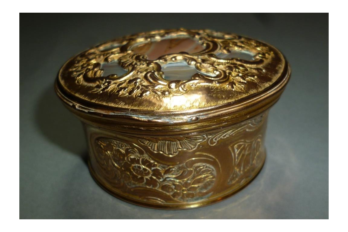 Agate, snuff box, 18th century ??