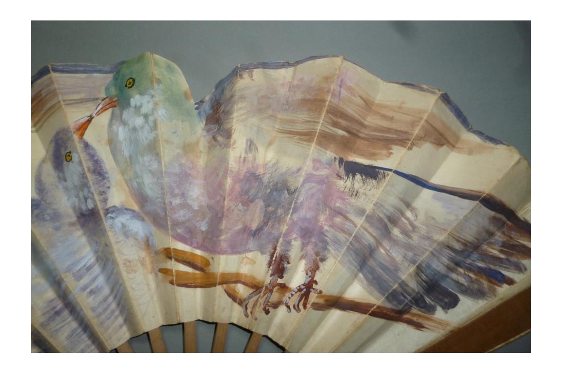 Couple of pigeons, early 20th century fan