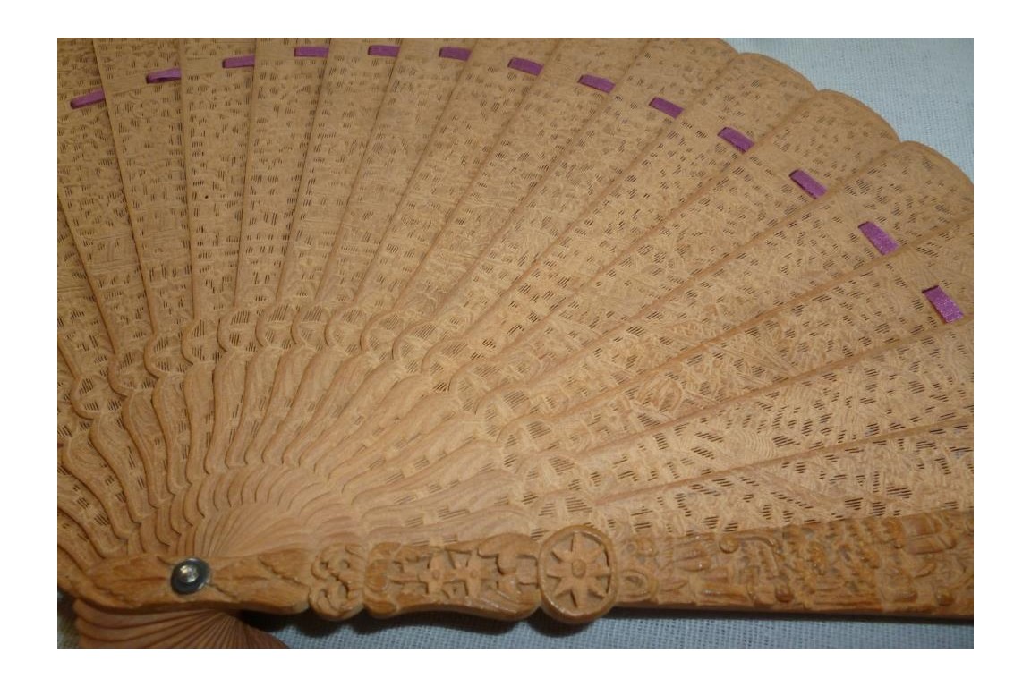 Chinese fan, santal, 19th century