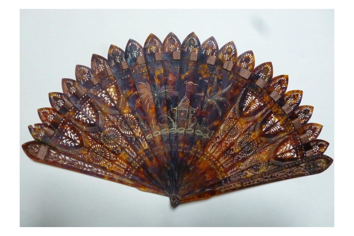 Horn chinoiseries, fan circa 1815-20