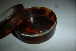 Snuffbox, lte 18th century