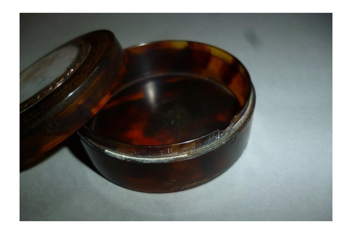Snuffbox, lte 18th century