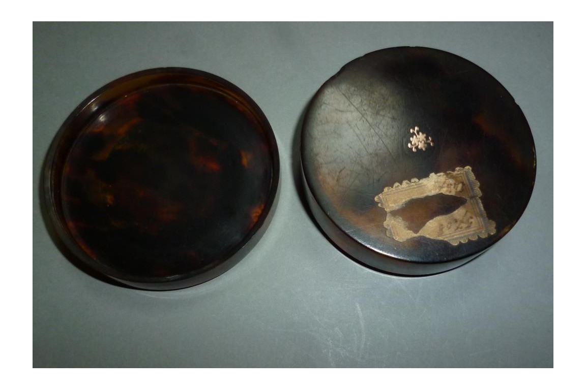Snuffbox, lte 18th century