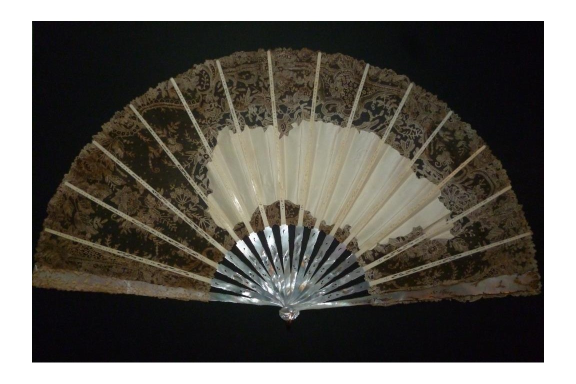 Cavalry charge, fan by Sinibaldi, circa 1880-90