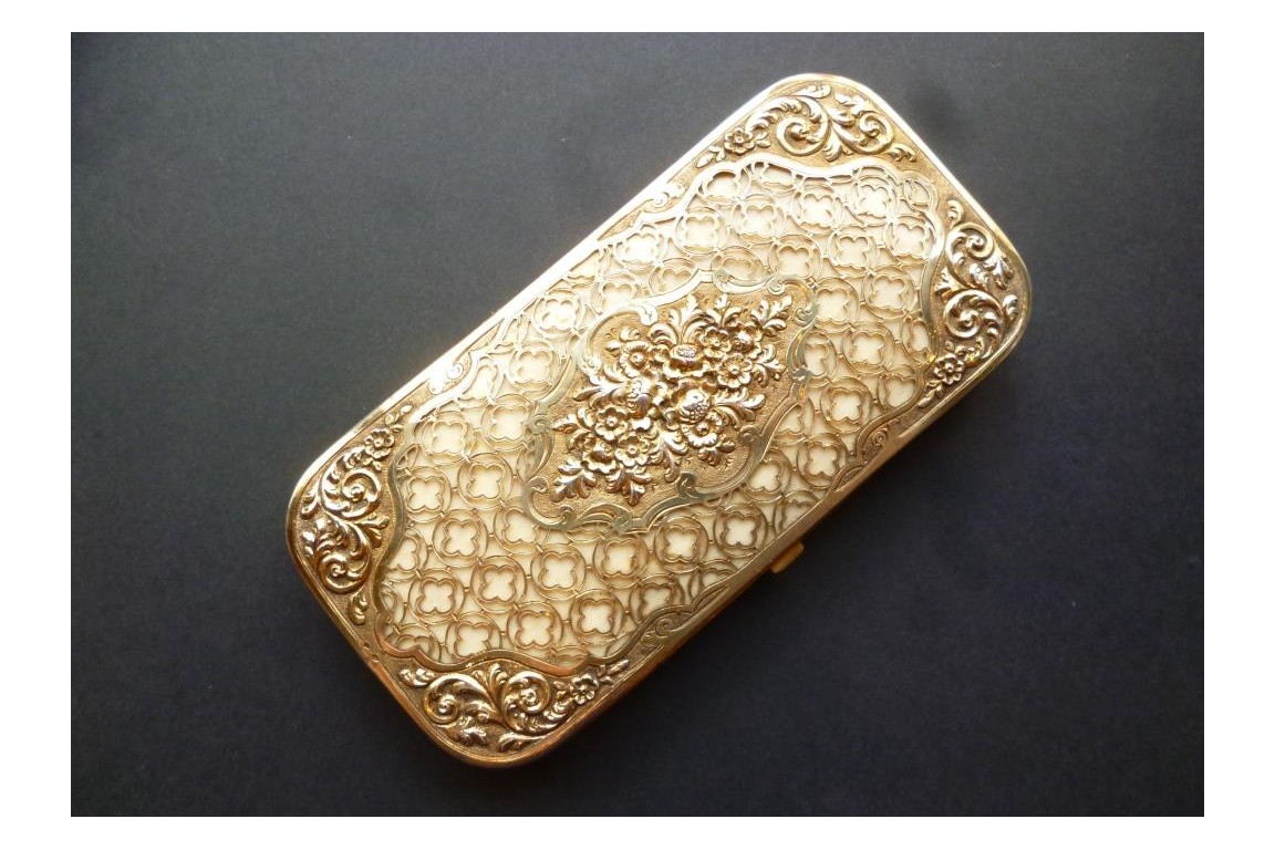 Flowers, cigares case, 19th century