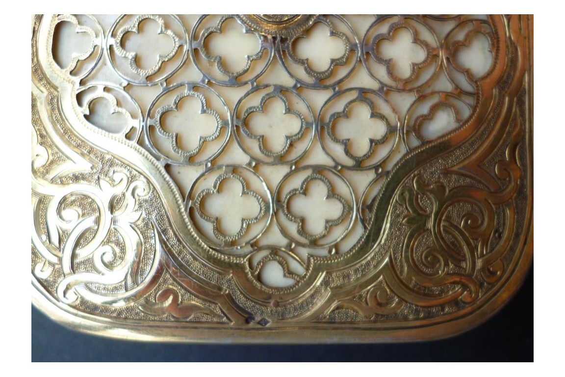 Flowers, cigares case, 19th century