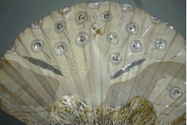 White peacock, fan by Thomasse for Duvelleroy, Art Nouveau period