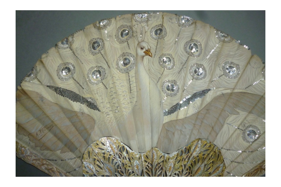 White peacock, fan by Thomasse for Duvelleroy, Art Nouveau period