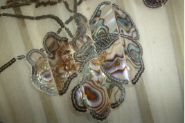 Mother of pearl flowers, fan circa 1900-1910