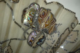 Mother of pearl flowers, fan circa 1900-1910