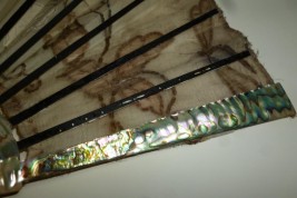 Mother of pearl flowers, fan circa 1900-1910