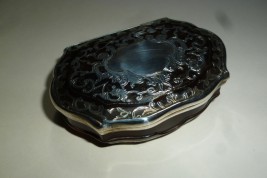 Écaille et vermeil, tabatière XVIIIème
