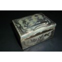 Mother of pearl snuffbox, 18th century