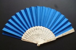 Blue knot, fan circa 1870