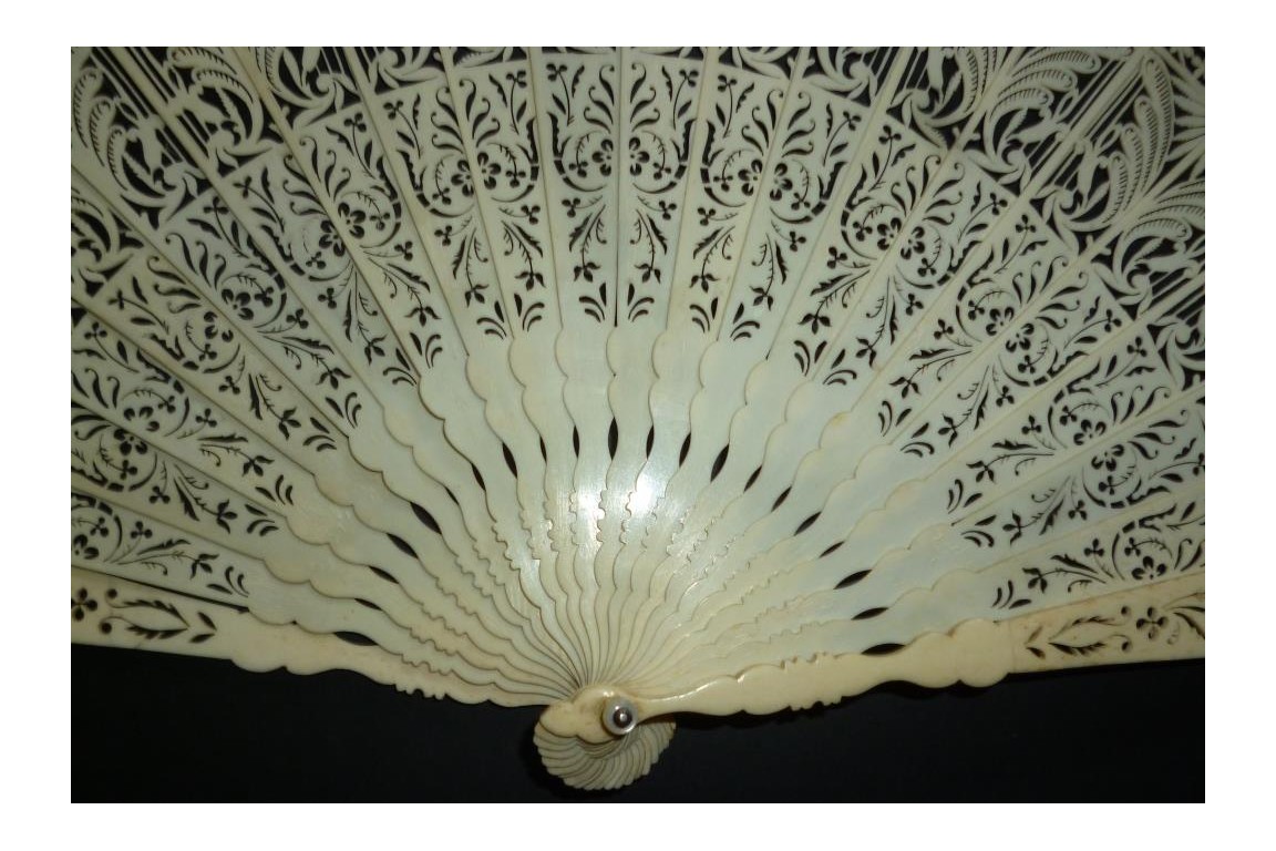 Gothic ornaments, fan circa 1835