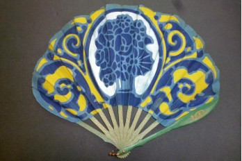 In taste of Ruhlmann, Art Deco fan 1926