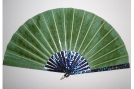 The three peacocks, fan circa 1900-1910