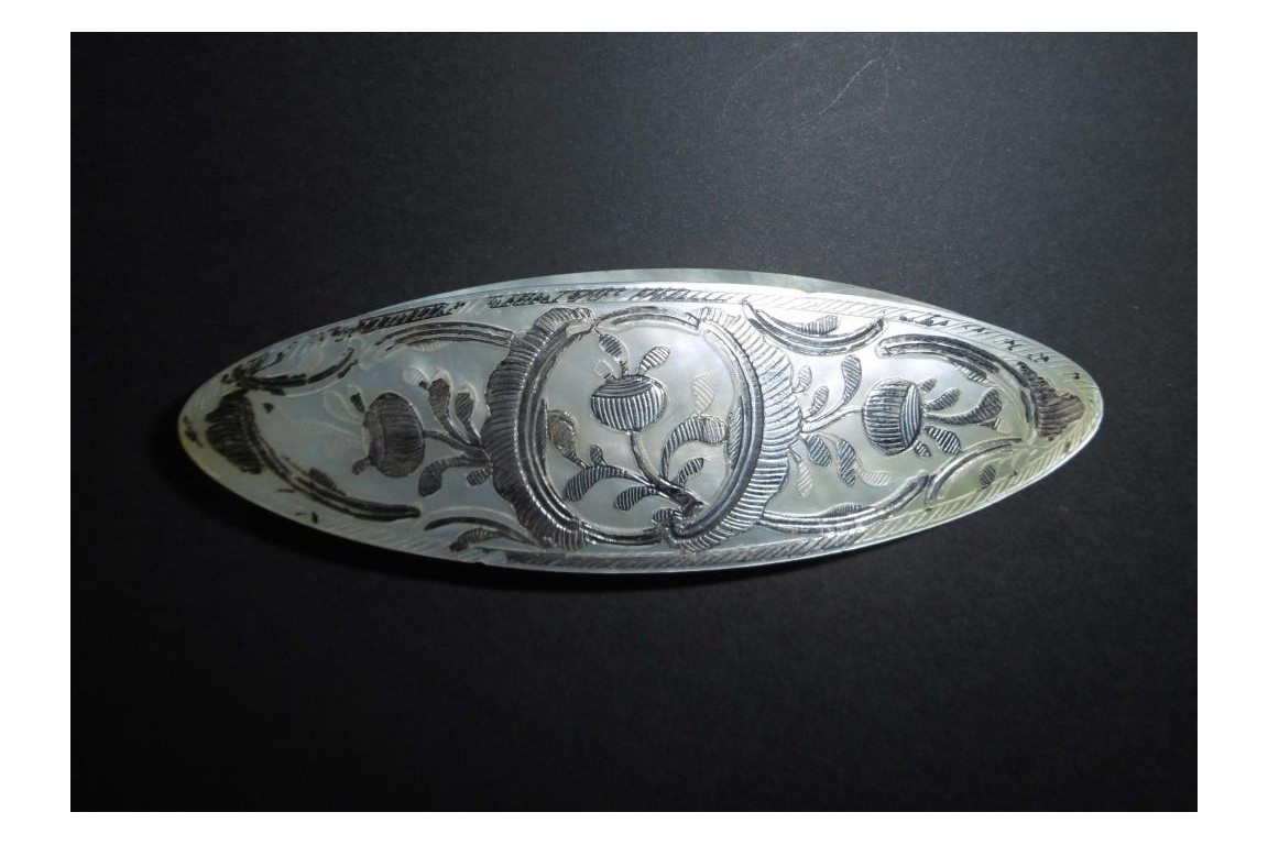 Navette for frivolité, end 18th or early 19th century