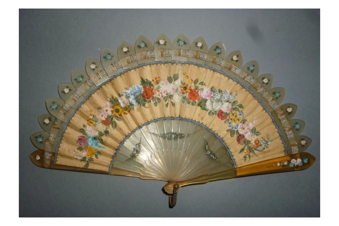 Brisé et plié, éventail vers 1900