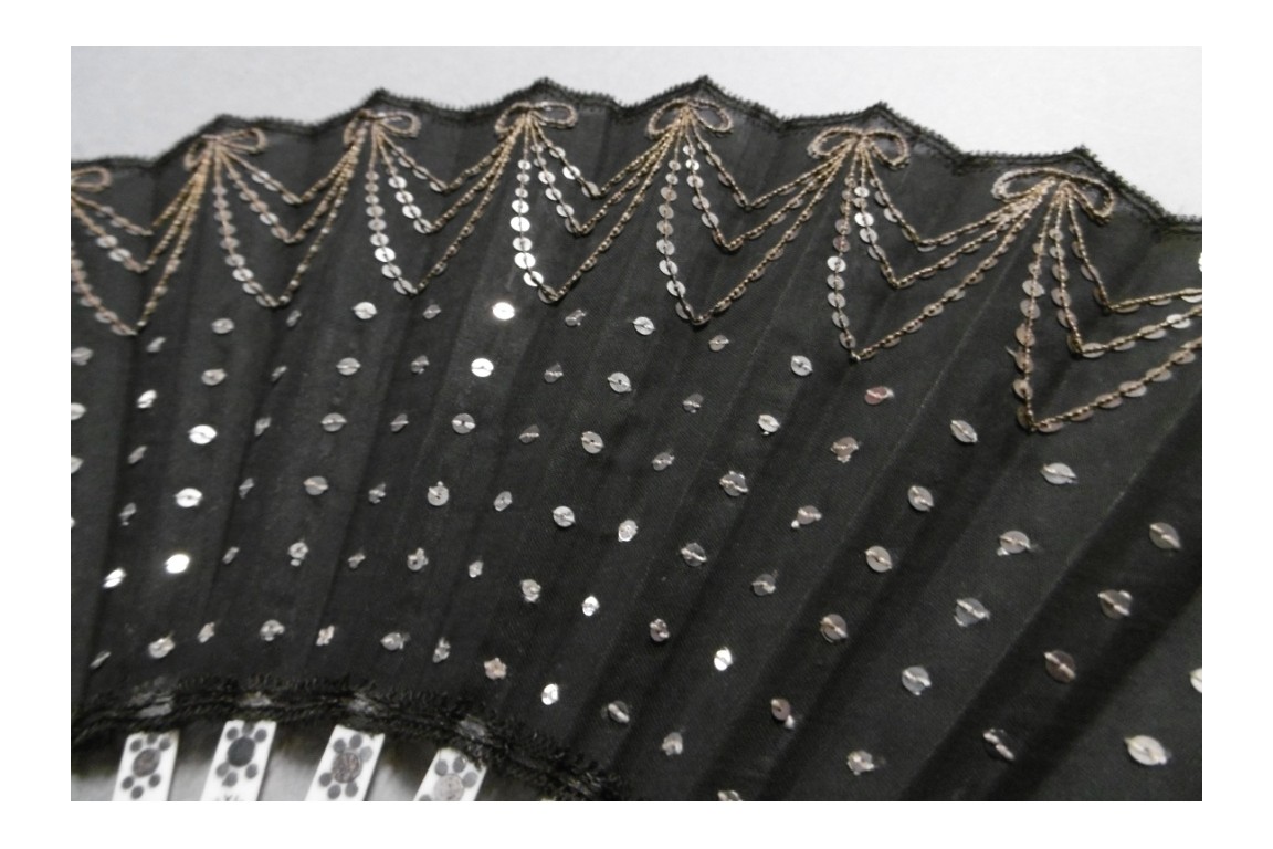 Noeuds, éventail vers 1900