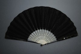 Noeuds, éventail vers 1900