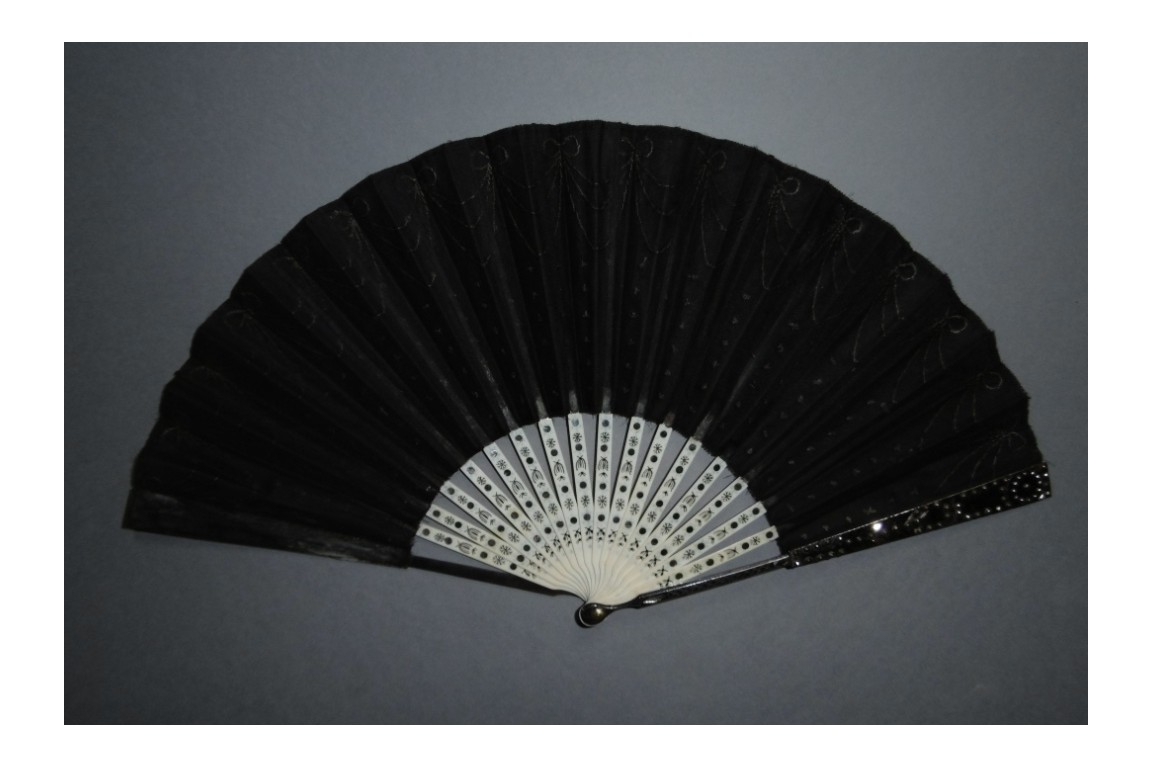 Noeuds, éventail vers 1900