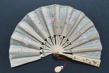 Telescopic doll fan, circa 1900