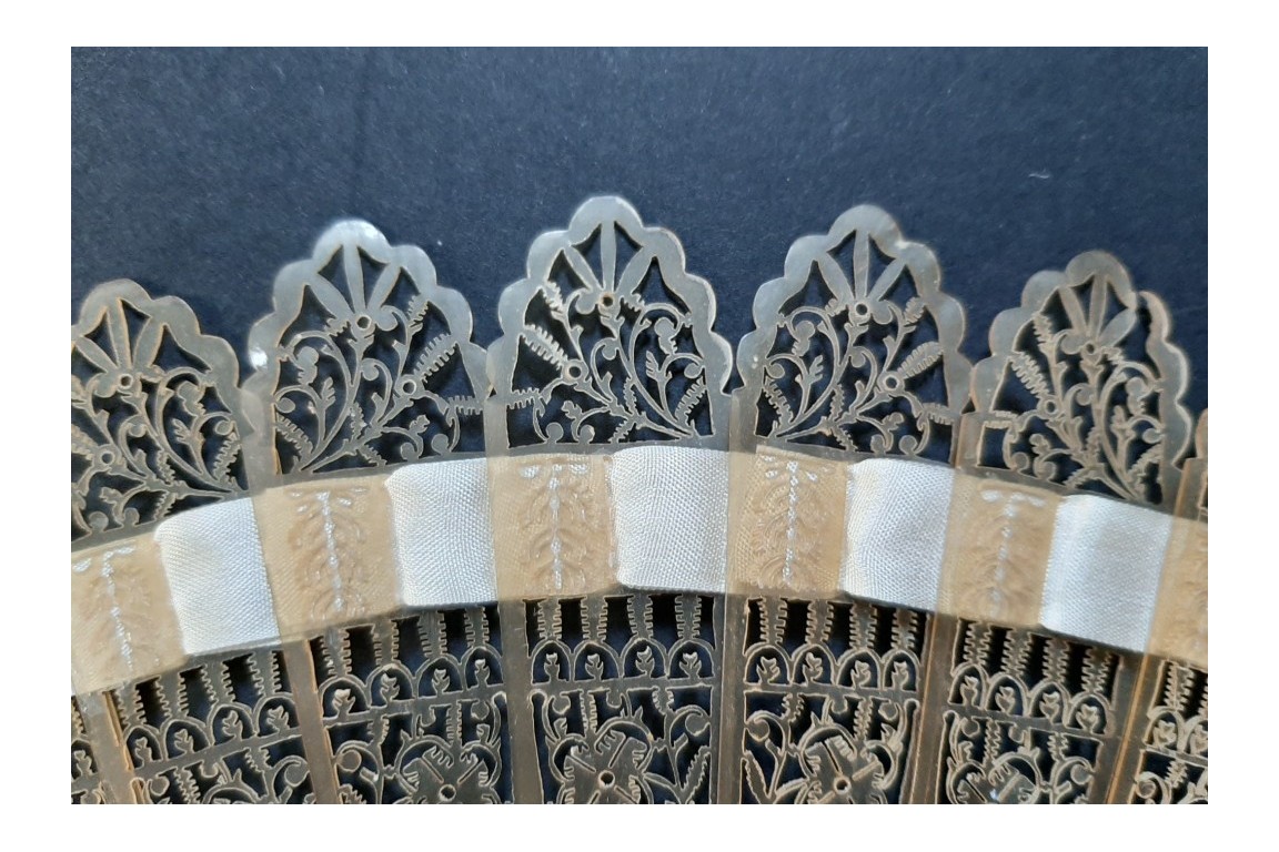 Tulips, fan circa 1815-25