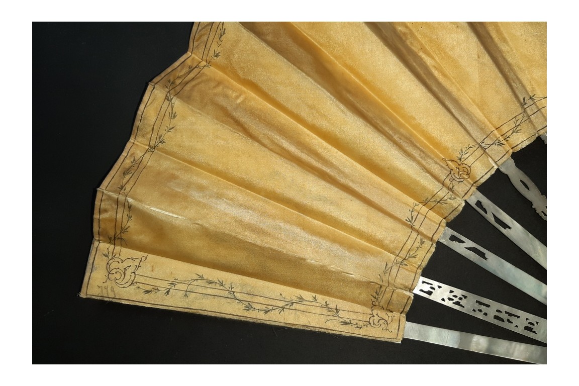 Le menuet, éventail pastiche XIXème siècle