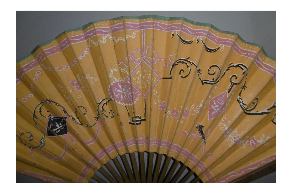 Ornementations, fan circa 1800