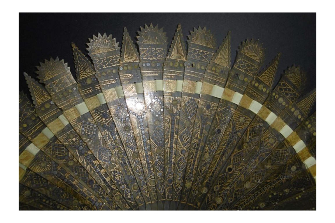 Pinnacles, fan circa 1825-30