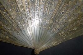 Pinnacles, fan circa 1825-30