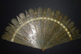 Pinnacles, fan circa 1825-30