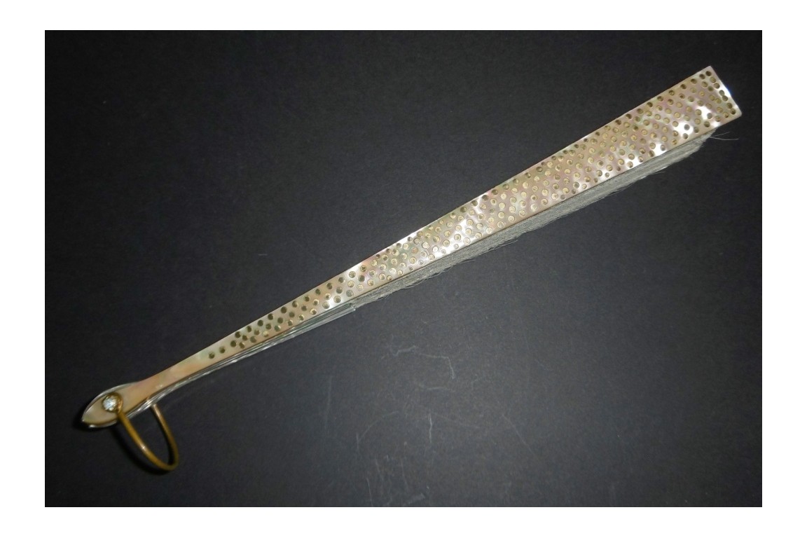 Armure d'or, éventail début XXème siècle