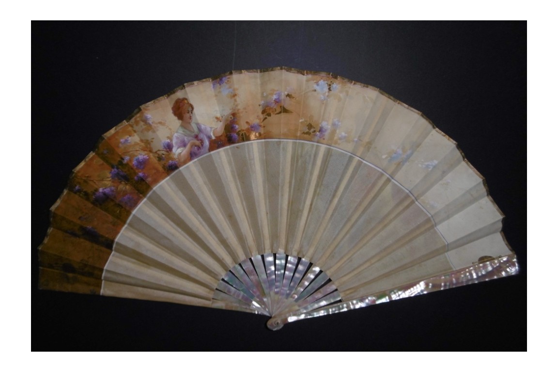 Dog and horses, fan circa 1920