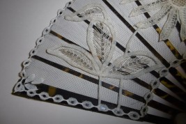 Marguerite, éventail Art Nouveau