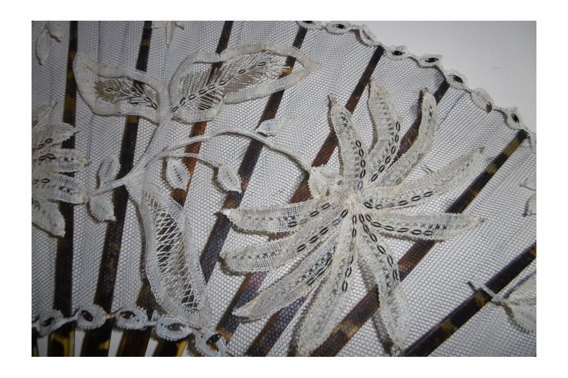 Marguerite, éventail Art Nouveau