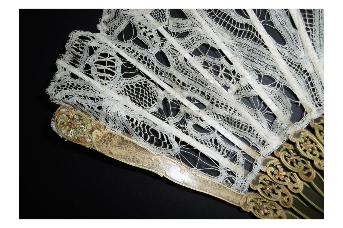 Luxeuil lace, Art Nouveau fan