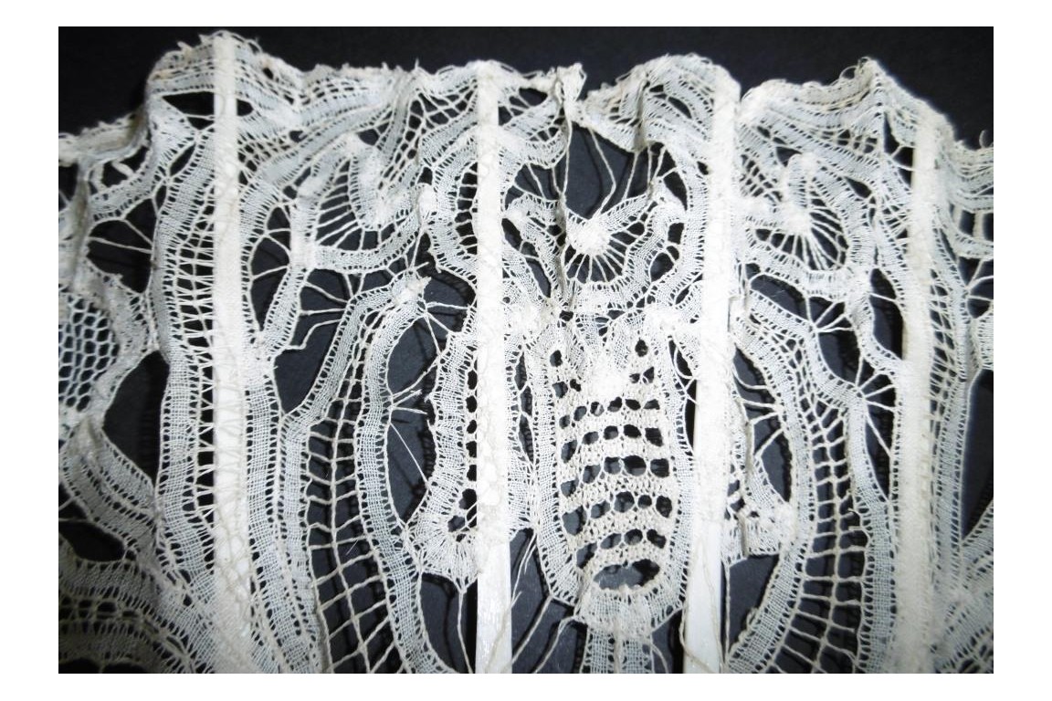 Luxeuil lace, Art Nouveau fan