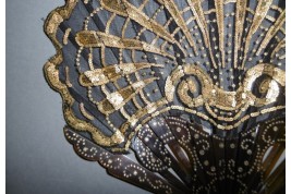 Golden shell, fan circa 1900-1910