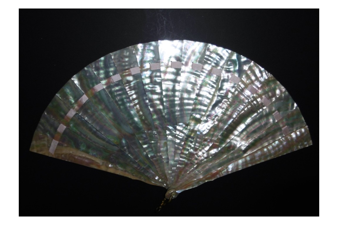 Reflets de l'océan, éventail vers 1900