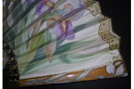 Iris et libellule, éventail Art Nouveau de Daudet et Duvelleroy