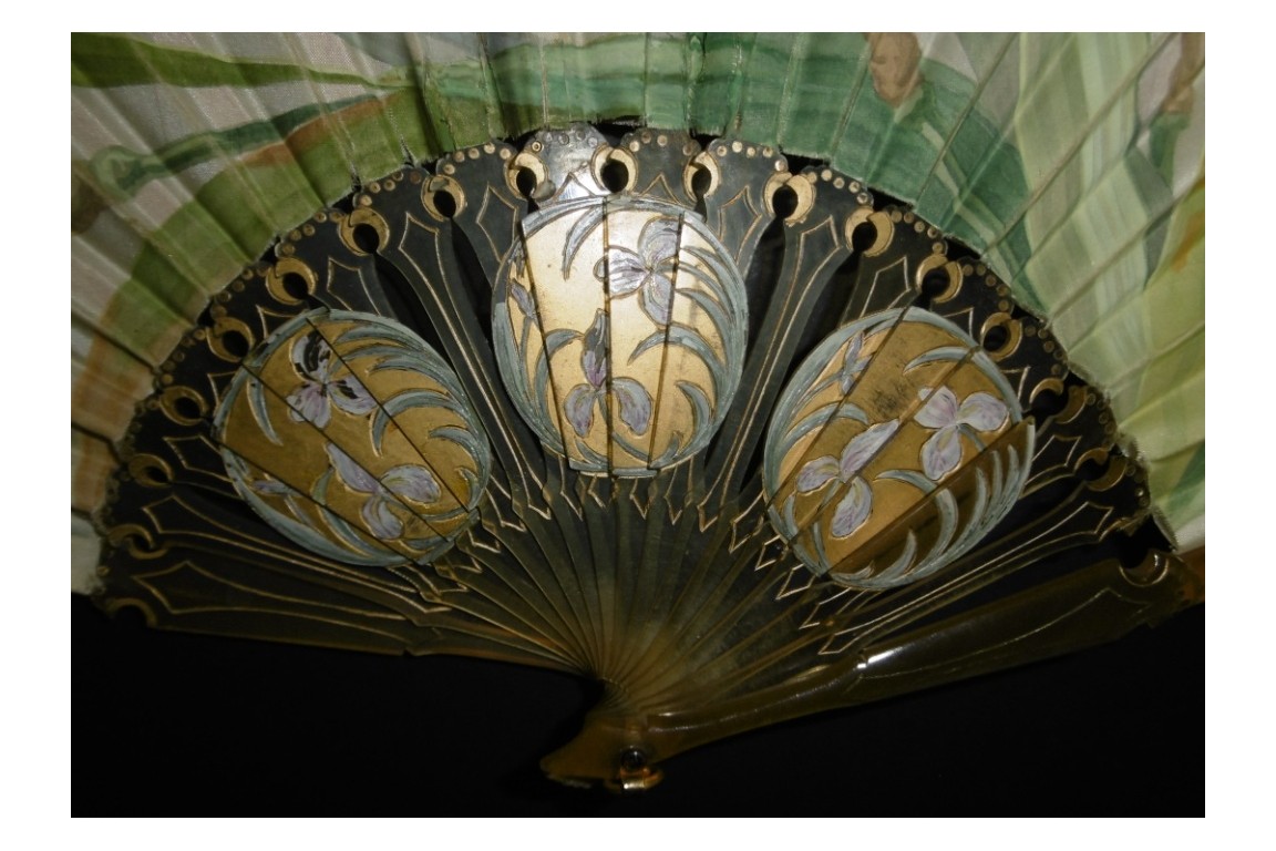 Iris et libellule, éventail Art Nouveau de Daudet et Duvelleroy